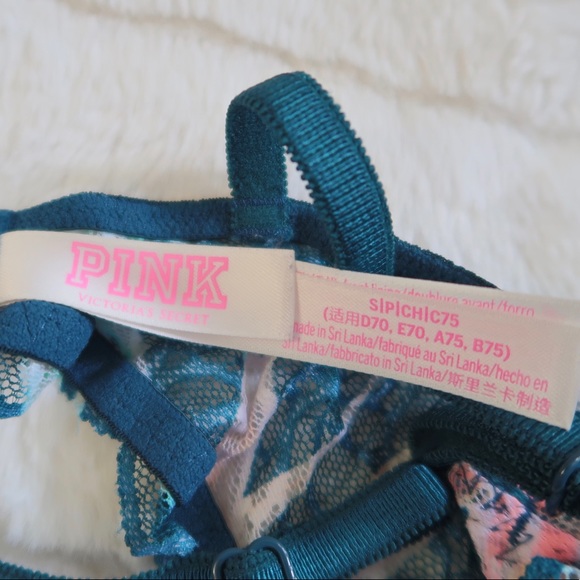 SOLD!!!VS Pink push up bra racer back wire free Size S - Picture 3 of 5